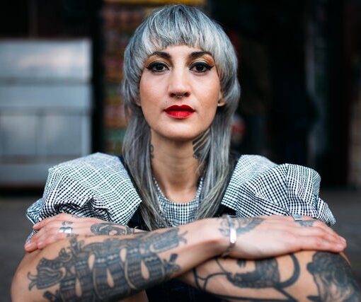 Do Division and Empty Bottle Presents Y La Bamba Tiwa Bleu