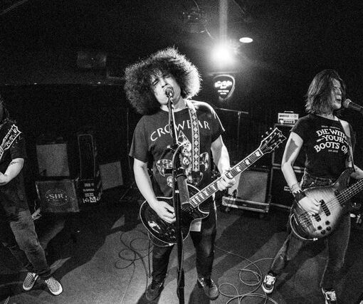 Slomosa, the Mainliners