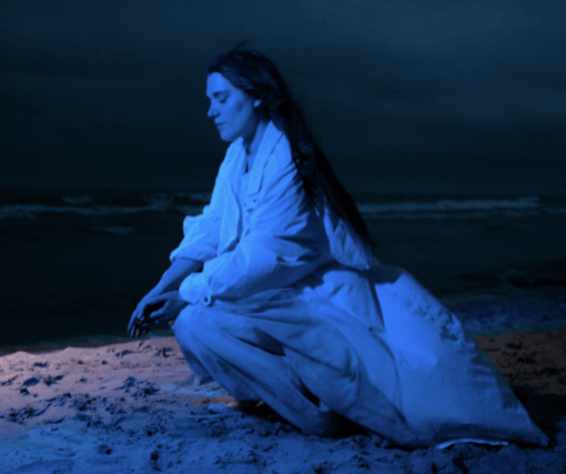 Gia Margaret is on tour s i n g i n g