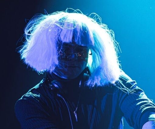 SUNNY RAVE Chicago w dj pressed