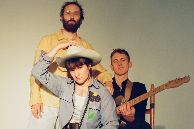 Big Thief – Somersault Slide 360 Tour