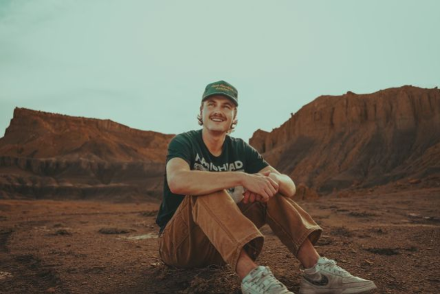 Owen Riegling – In The Feeling Tour with Payton Smith