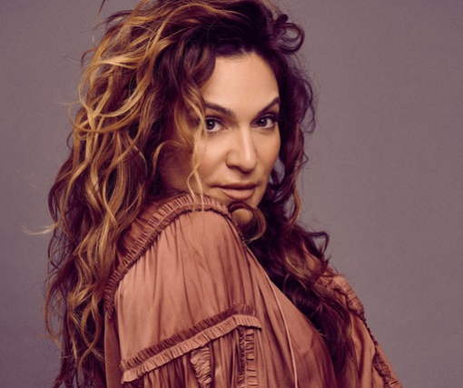 Shoshana Bean