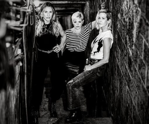 THE CHICKS - TAKING THE LONG WAY