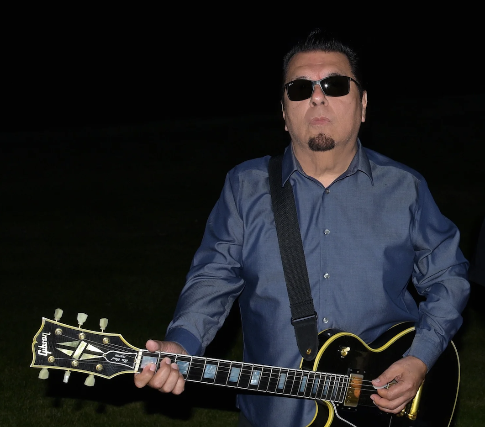 Cesar Rosas & The Chi-Town Playboys